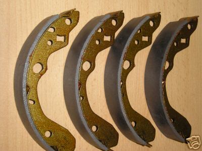 Brzdové čeľustia Mazda 323 BJ pre bubnovú brzdu zadná náprava