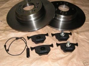 Brzdná sada komplet zadná náprava BMW E38