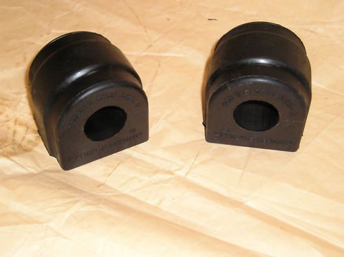 2 gumo kovove uloženie stabilizátora všetky BMW E53 X5 predná náprava