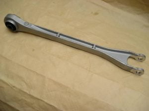 Chrysler 300C rameno zadná náprava