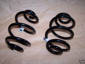 2x pružiny podvozku zosilnené zadná náprava BMW E46 Touring