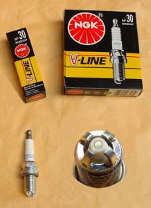 1 sviečka BMW E46 + E60 Benzin BKR6EQUP