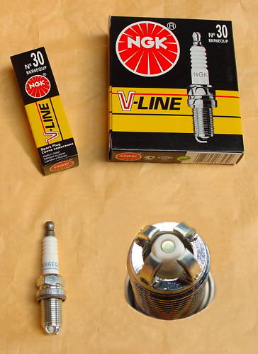 1 sviečka BMW E46 + E60 Benzin BKR6EQUP