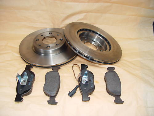 Brzdové kotúče + platničky predné Alfa Romeo 156