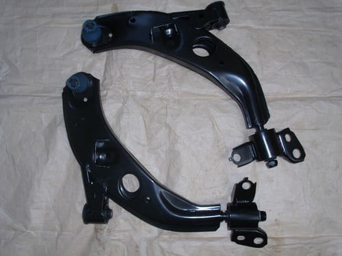 2x rameno predná náprava Mazda 626 V od rv.: 05.1997