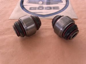 2x silenblok horný zadná náprava BMW E36 - E46