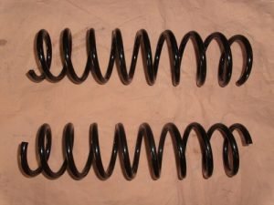 2x pružiny zosilnené zadná náprava BMW E39 + touring