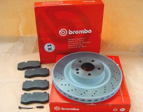 Brzdná sada predná "BREMBO" dierované kotúče Mercedes W221 S Klasse