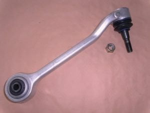 1x rameno pravé BMW E60 / E61 xi Modely predná náprava