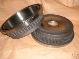 2x brzdový bubon Chrysler Voyager GS od roku výroby 96