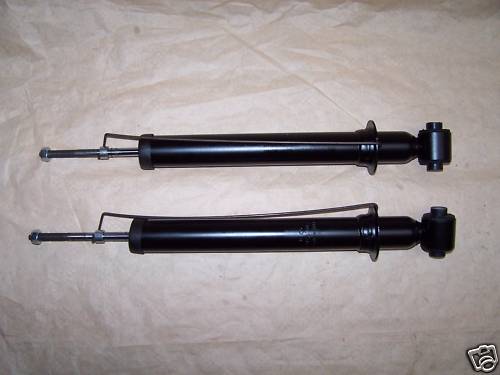 2 tlmiče Opel Vectra B zadná náprava rok výroby :95-03