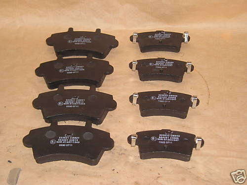 2x Brzdové platničky Opel Movano+Renault Master predné+ zadné