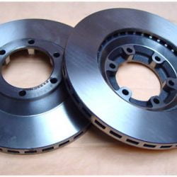 2x Brzdové kotúče predné Mitsubishi Galloper r.v.08.98