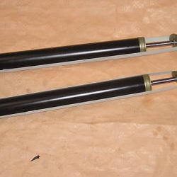 2x tlmiče zadná náprava BMW E36 + E46