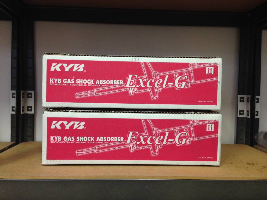 2x tlmiče predné Alfa Romeo 147-156