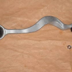 Rameno přední levé horní BMW E60 + E61
