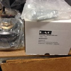 Ložisko kola přední BMW E39