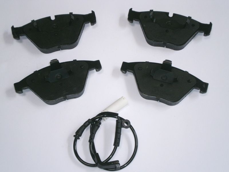 Brzdové platničky predné BMW 5 E60 + E61