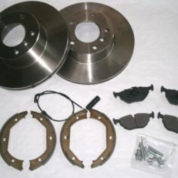 Brzdná sada zadná náprava kompletná BMW E39 limuzína