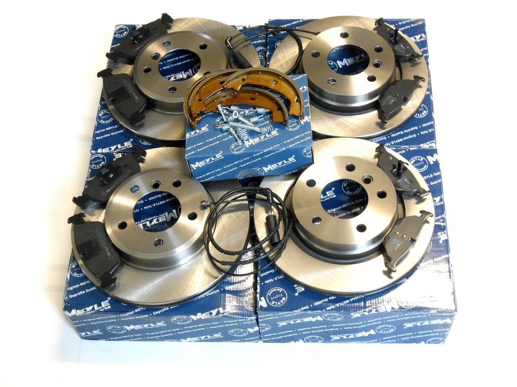 Brzdná sada predná + zadná komplet BMW 320d E46 150PS + TOURING