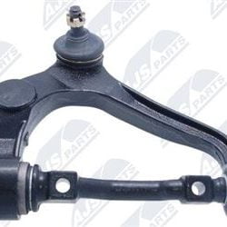 Rameno predné horné ľavé komplet s čapom TOYOTA HI-ACE