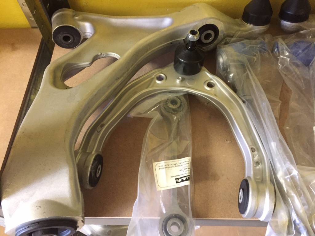 Veľká sada ramien predná náprava Audi Q7, VW Touareg, Porsche Cayenne