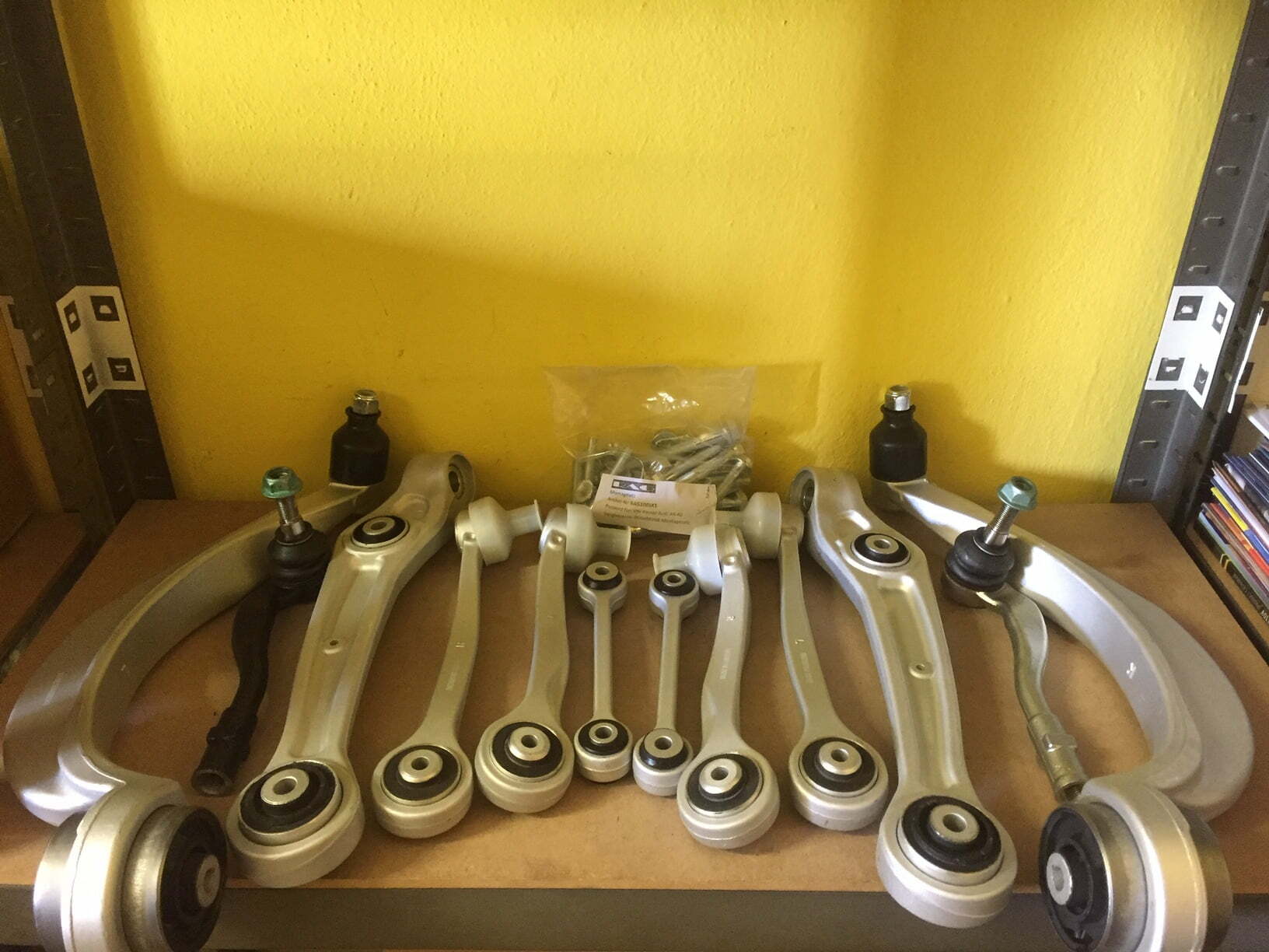 Veľká sada ramien predná náprava Audi A8 4H od r.v. 2010