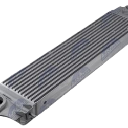 Intercooler, chladič plniaceho vzduchu NISSAN QASHQAI J10 (07-) 1.5 DCI, 2.0 DCI