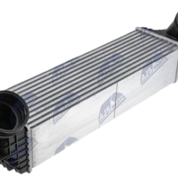Intercooler, chladič plniaceho vzduchu BMW X5 E70 (07-) X5 30D, X6 E71-E72 (08-) X6 30DX