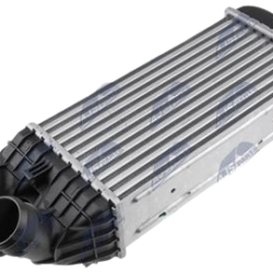 Intercooler, chladič plniaceho vzduchu CITROEN BERLINGO (B9) (08-) 1.2 THP, C3 II (A51) (09-) 1.2 THP, C4 CACTUS (14-) 1.2 THP, C-ELYSEE (12-) 1.6 BLUEHDI, DS3 (10-) 1.2 THP