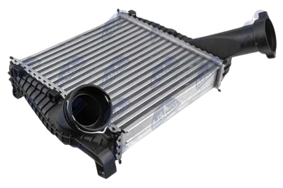 Intercooler, chladič plniaceho vzduchu ľavá strana AUDI Q7 (06-15) 3.0 TDI, TOUAREG (06-18) 3.0 TDI, CAYENNE (09-) 3.0