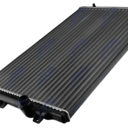 Chladič motora AUDI A3/S3 (8P) 03- 1.2TFSI, SEAT LEON (1P1) 05- 1.2TSI, SKODA OCTAVIA II (1Z) 04- 1.2TSI, VW GOLF V (1K) 03- 1.4TSI, GOLF VI (5K) 08- 1.2TSI, PASSAT B6 (3C2,3C5) 05- 1.4TSI