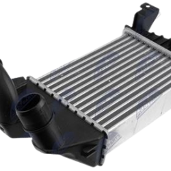Intercooler, chladič plniaceho vzduchu OPEL ASTRA H 1.7CDTI 08-14, ZAFIRA 1.7CDTI 08-15 (MAN)