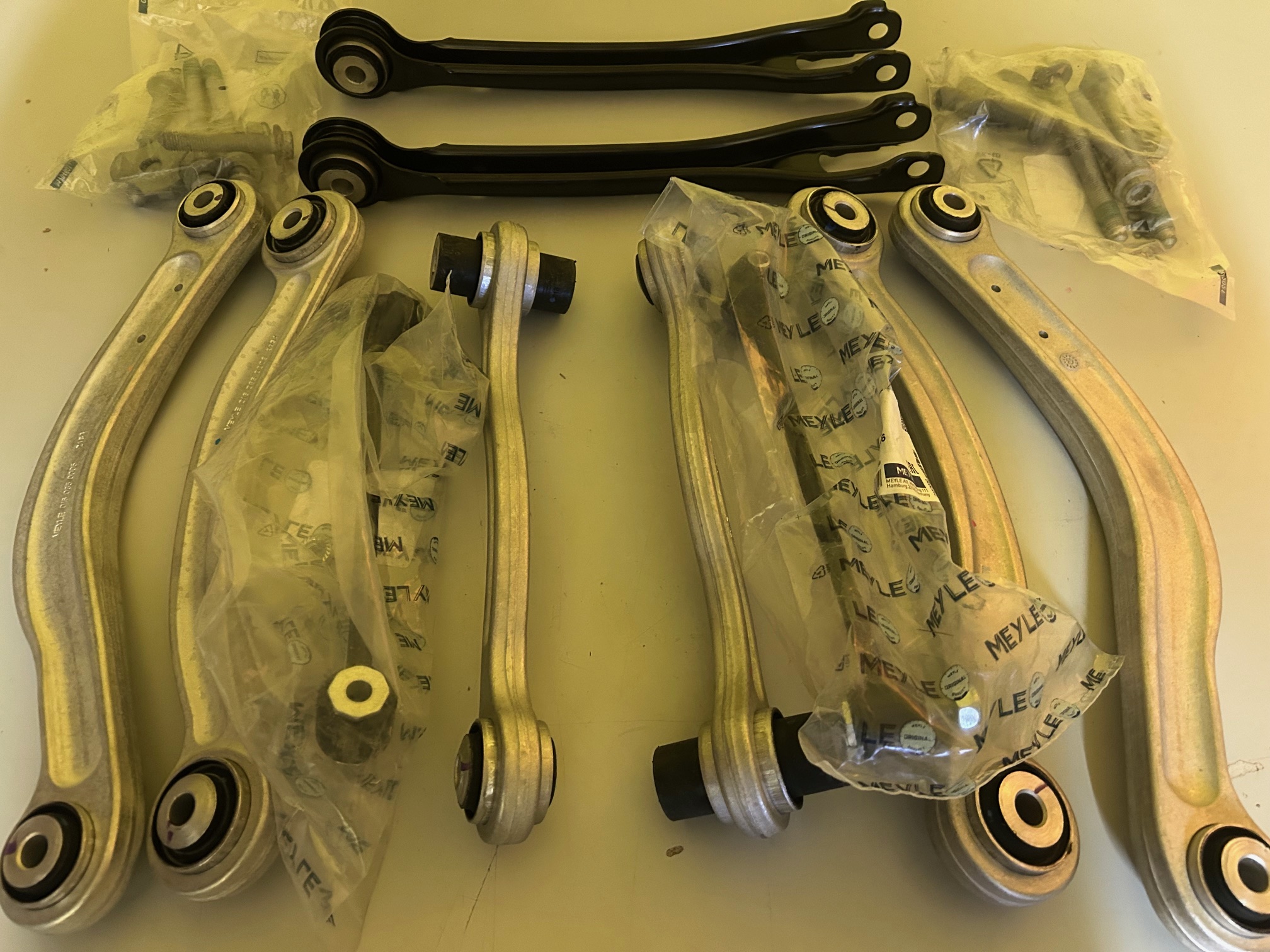 Veľká sada ramien zadná náprava MEYLE HD Mercedes C W204, W205, E W212, W213