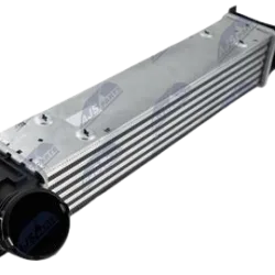 Intercooler, chladič plniaceho vzduchu BMW 1 E81, E82, E87, E88 04- 116 D, X1 E84 09- 16D